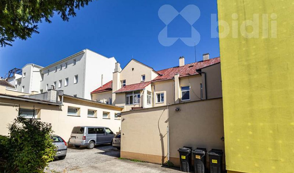 Prodej domu 810 m² s pozemkem 1 349 m², Holešov – náhled fotky 8