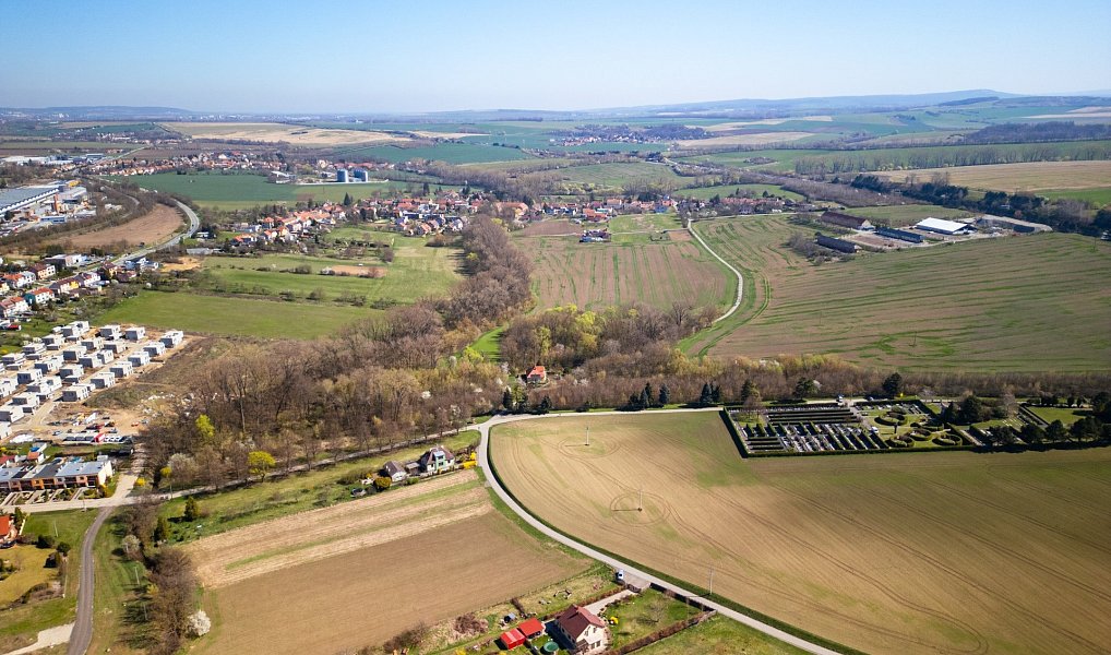 Prodej stavebního pozemku 7 787 m², Rousínov – náhled fotky 7
