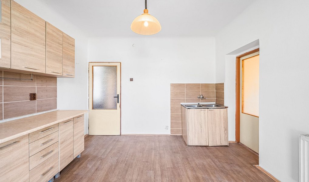 Prodej domu 178 m² s pozemkem 525 m², Dešenice – náhled fotky 10