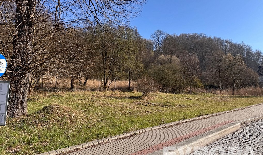 Prodej komerčního pozemku 714 m², Česká Kamenice – náhled fotky 4