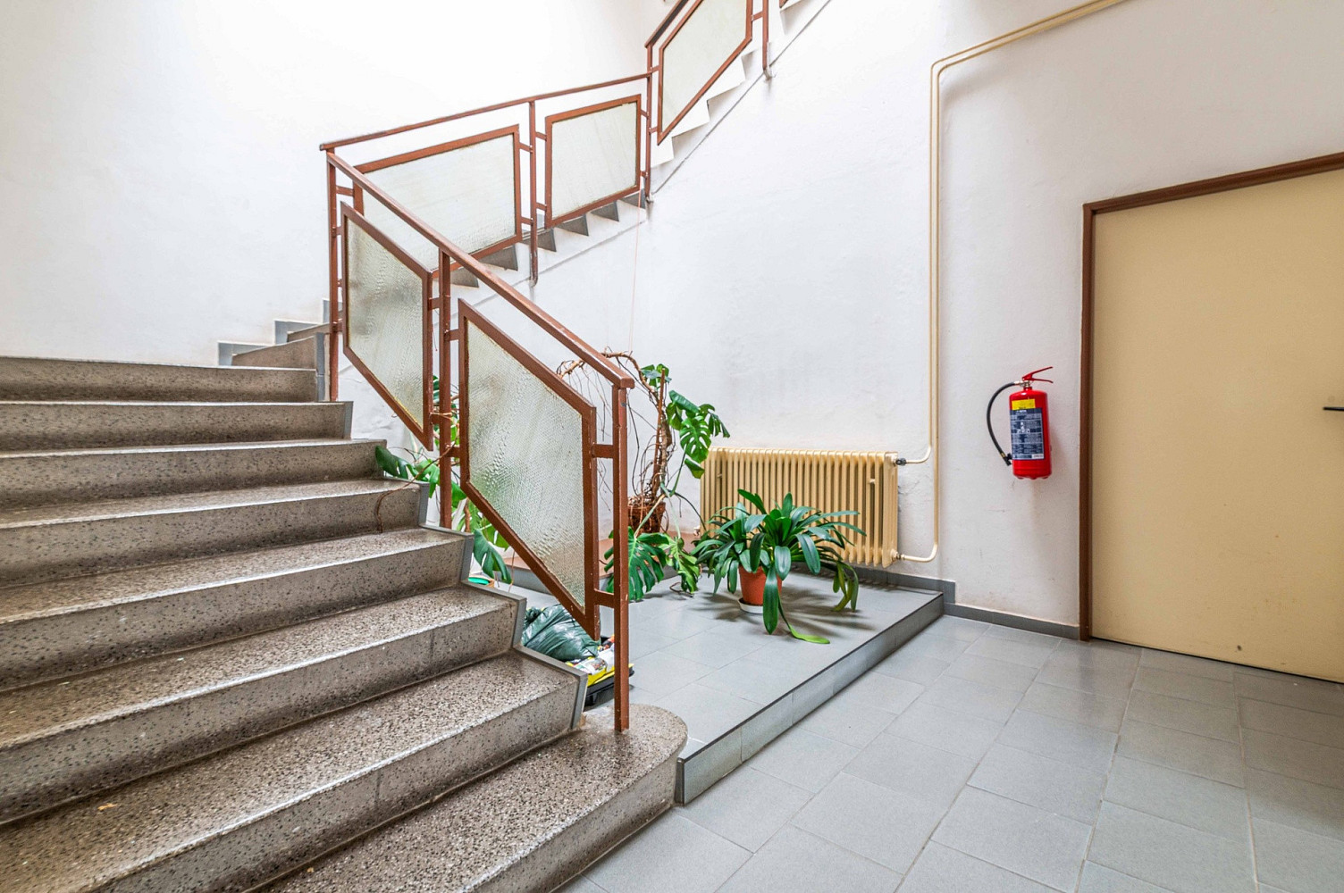 Pronájem kanceláře 42 m² – fotografie 2