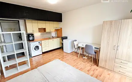 Pronájem bytu 1+kk 30 m²