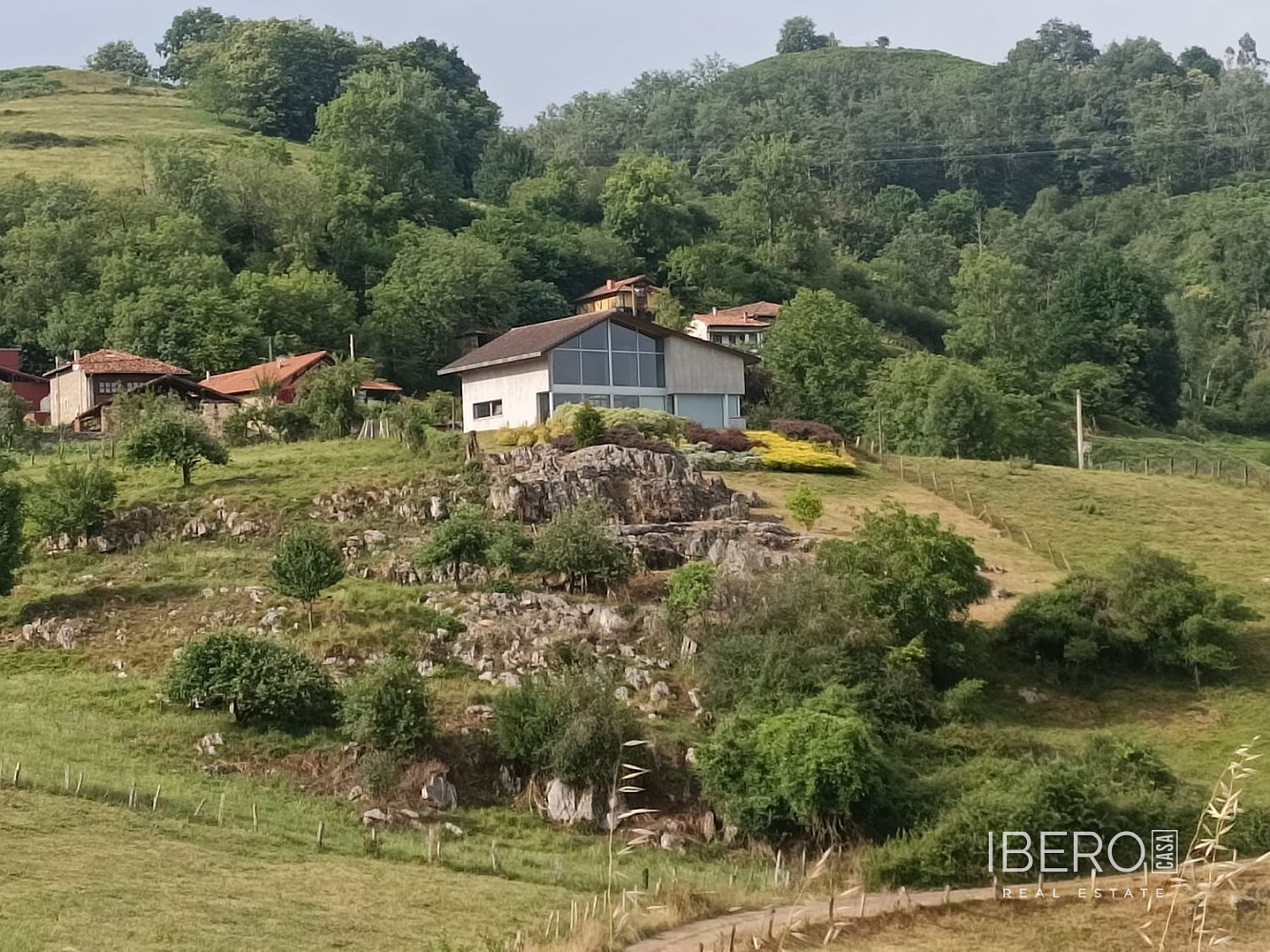 Prodej domu 1 500 m² s pozemkem 1 500 m²