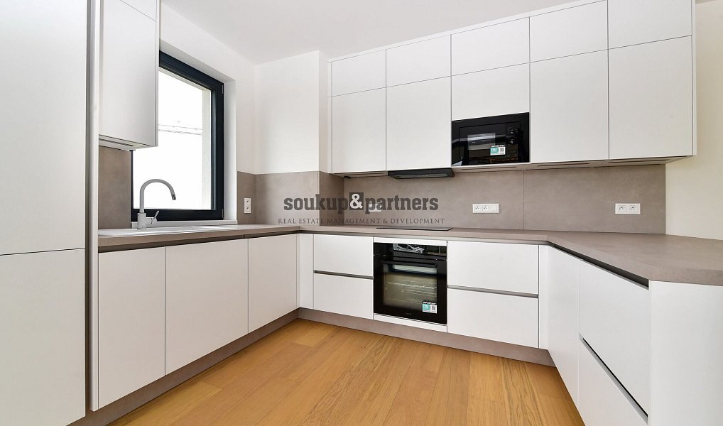 Pronájem bytu 3+kk 106 m², Praha – náhled fotky 5