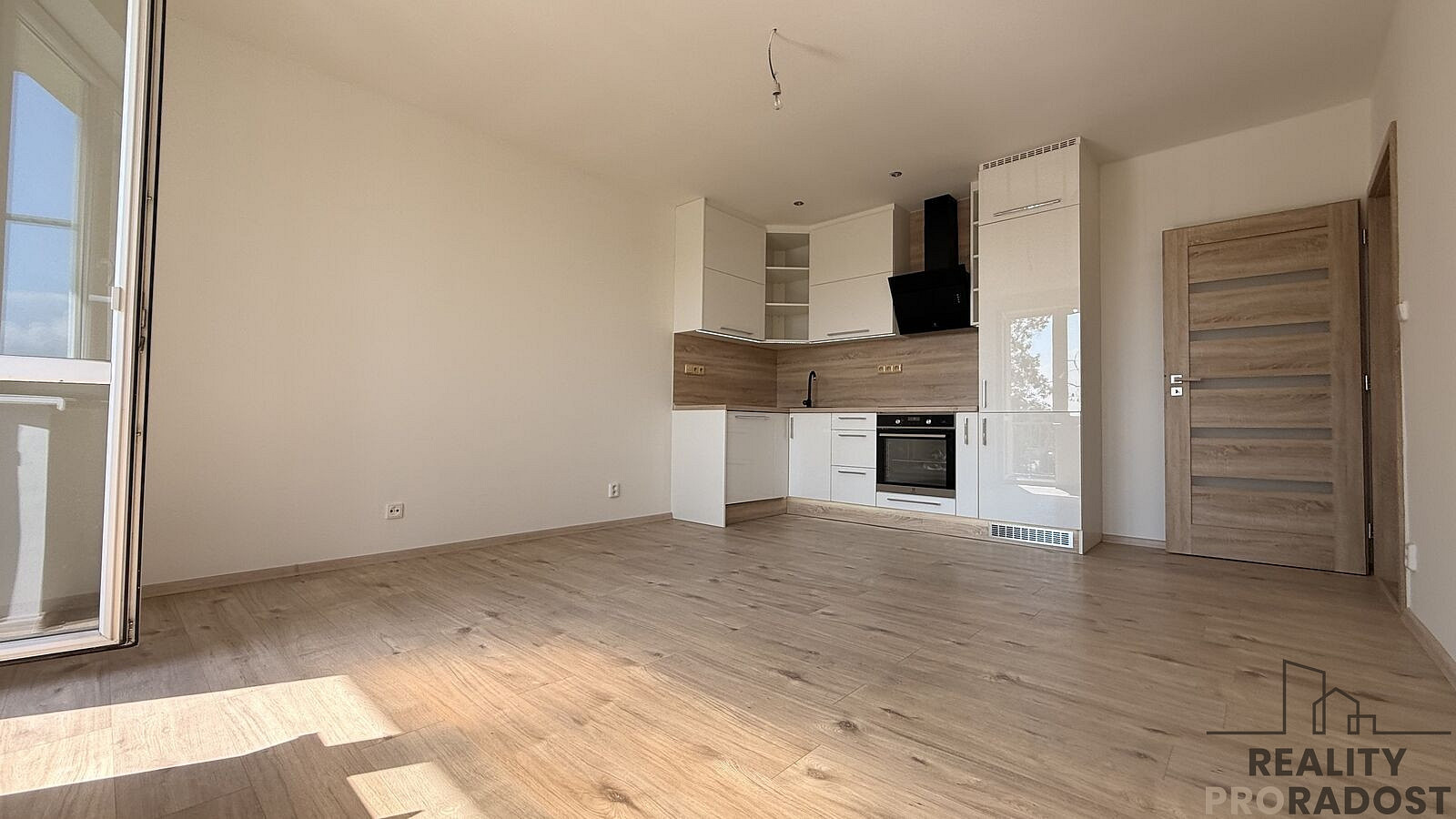 Prodej bytu 2+kk 37 m² – fotografie 2
