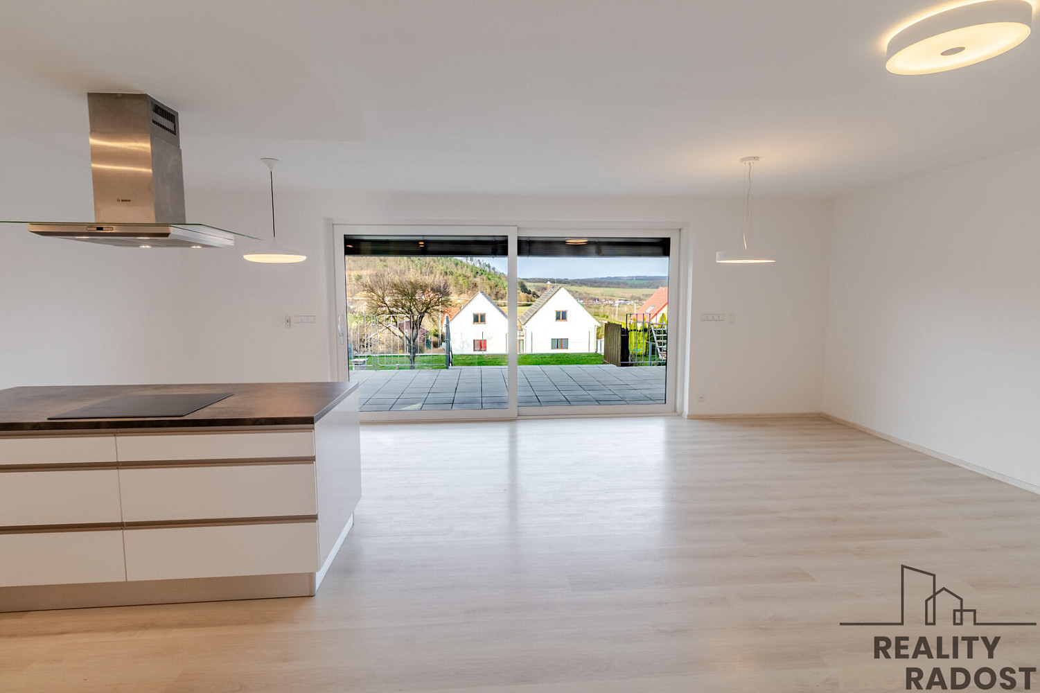 Prodej domu 191 m² s pozemkem 938 m² – fotografie 2