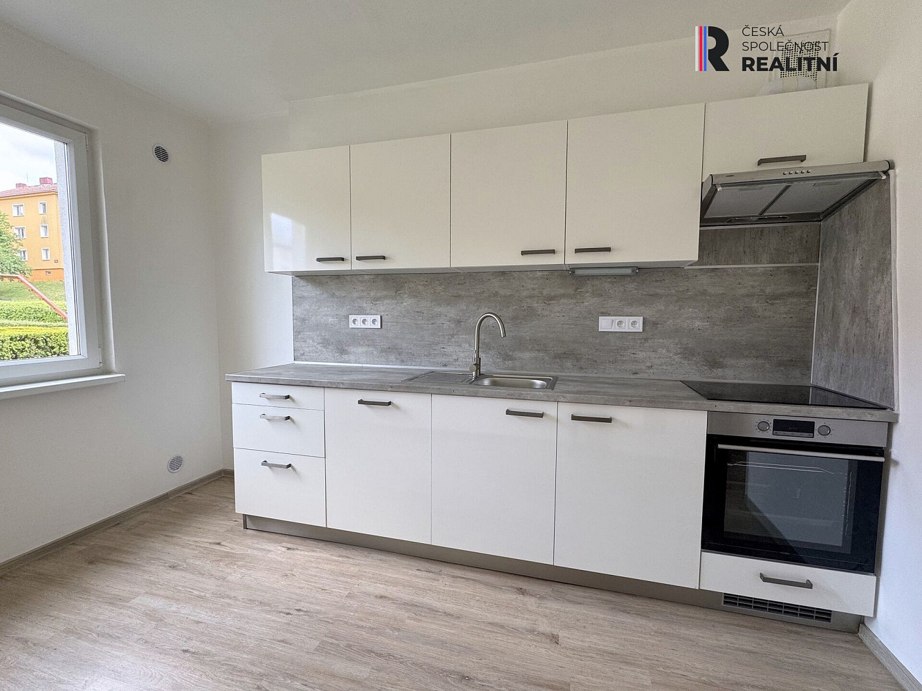 Pronájem bytu 2+1 56 m² — photo 2