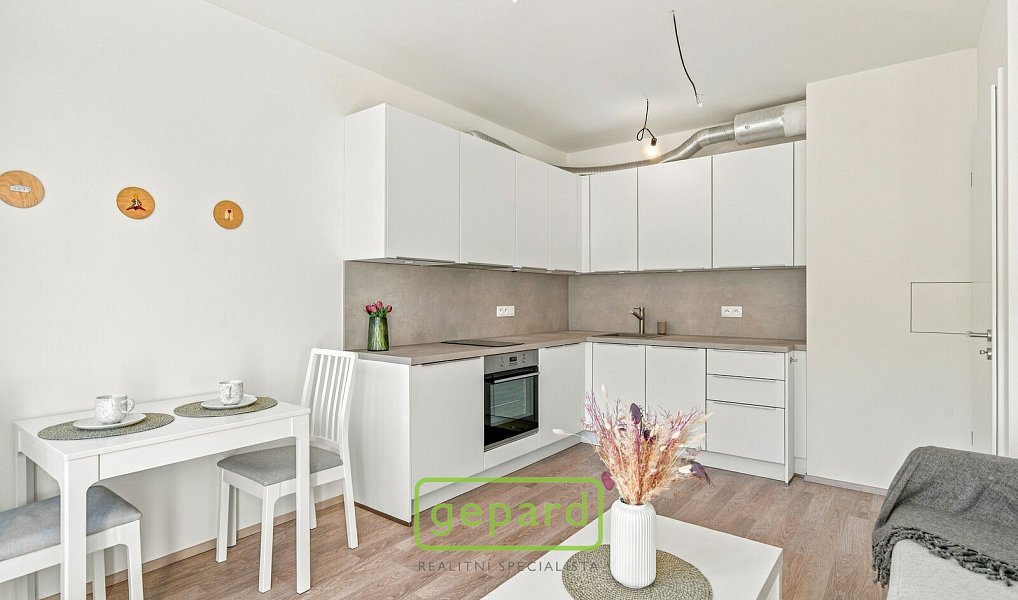 Prodej bytu 2+kk 36 m², Unhošť – náhled fotky 3