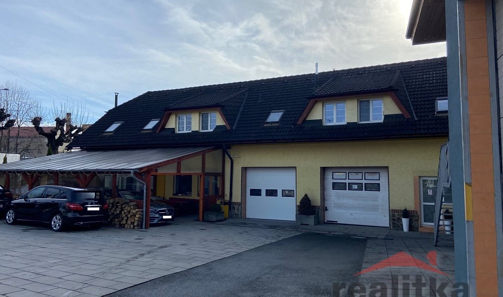 Prodej domu 700 m² s pozemkem 1 603 m², Opava – náhled fotky 2