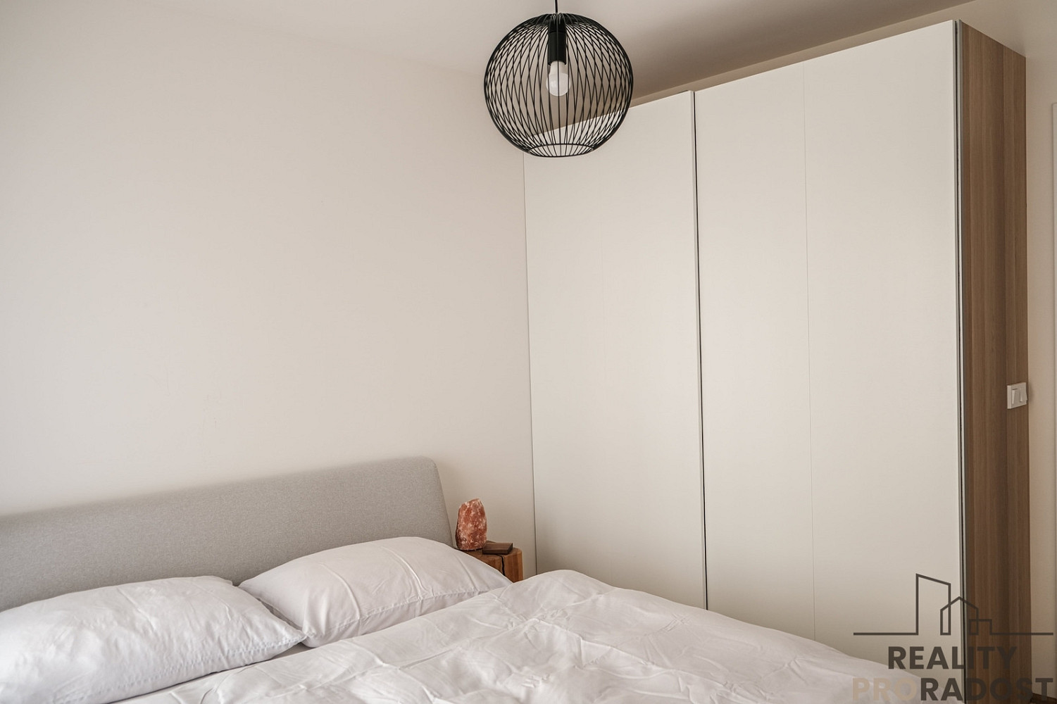 Pronájem bytu 3+kk 86 m² — photo 3