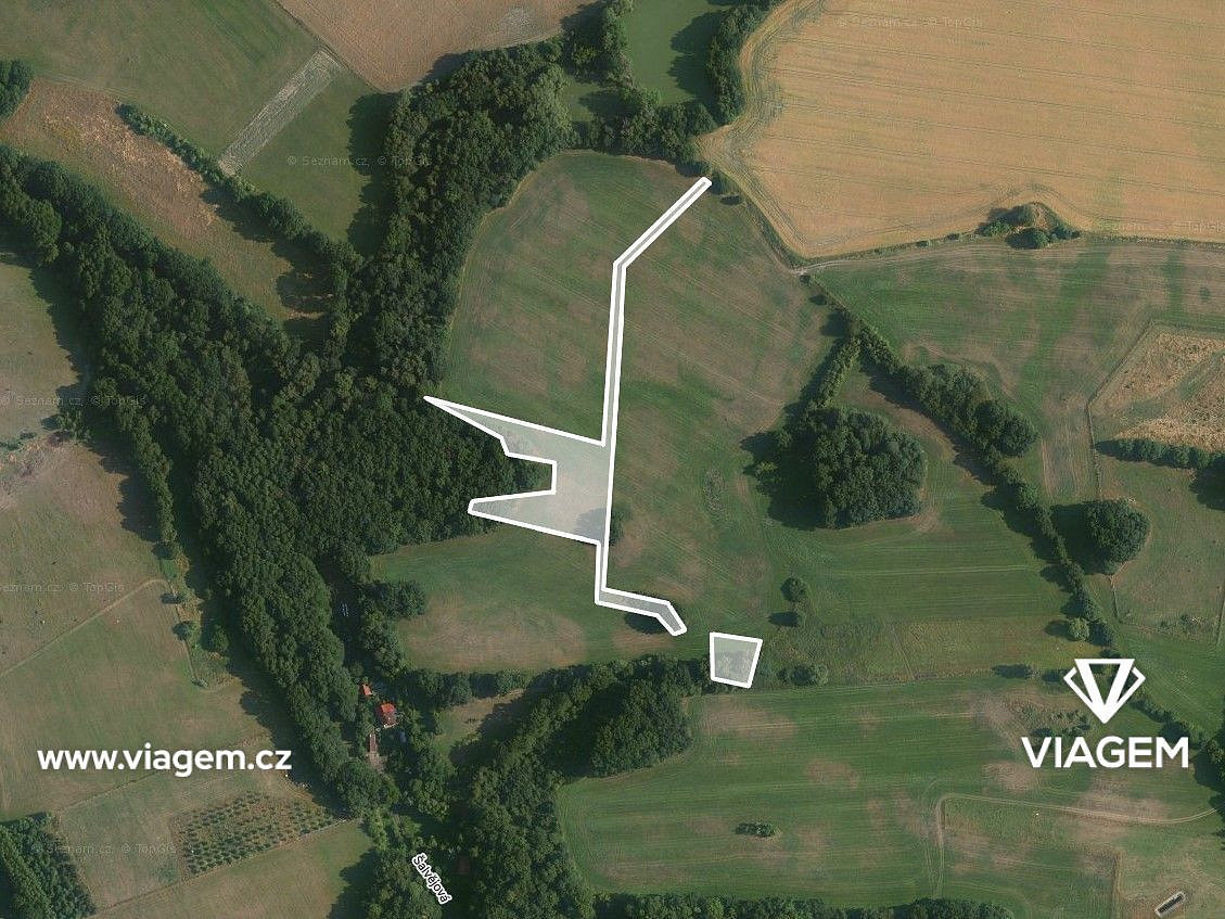 Prodej pole 1 599 m² – fotografie 2