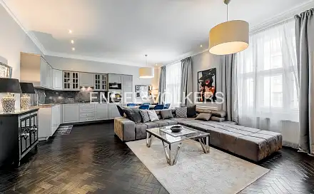 Pronájem bytu 2+kk 82 m²