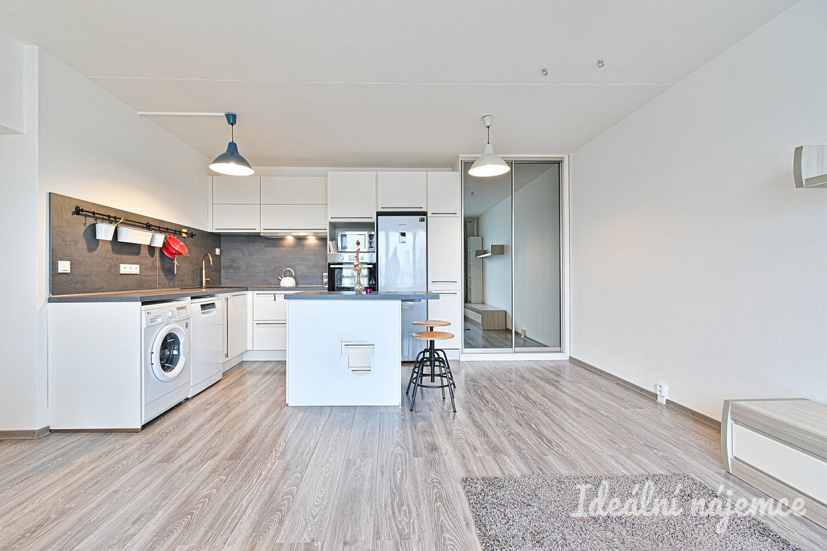 Pronájem bytu 2+kk 50 m² – pohled 5