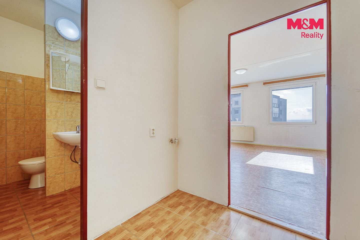 Pronájem bytu 1+kk 30 m² – fotografie 4