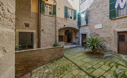 Prodej bytu 3+1 96 m², Cortona, Provincia di Arezzo, Itálie