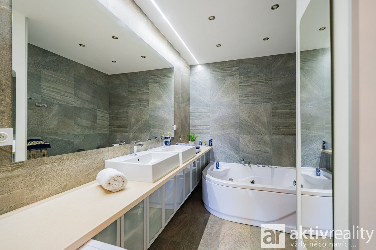Prodej bytu 2+kk 54 m² – fotografie 5