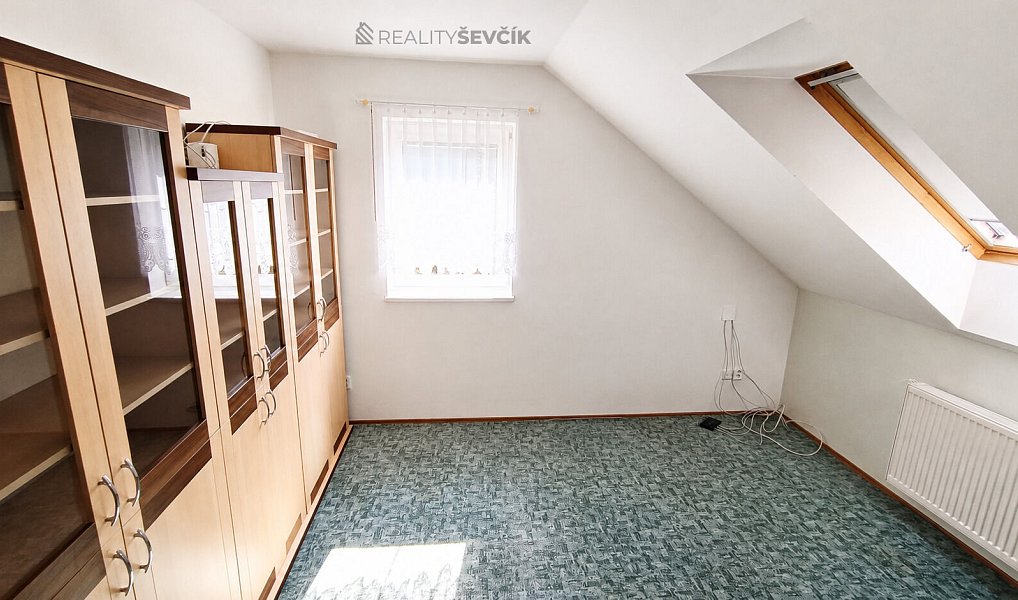 Prodej domu 241 m² s pozemkem 778 m², České Budějovice – náhled fotky 40