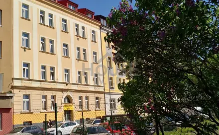 Prodej nájemního domu, činžáku 960 m², Praha 8 - Libeň