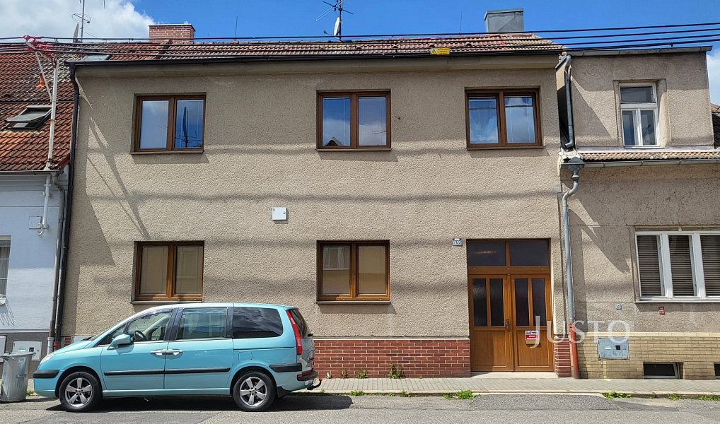 Prodej domu 231 m² s pozemkem 335 m², Písek – náhled fotky 3