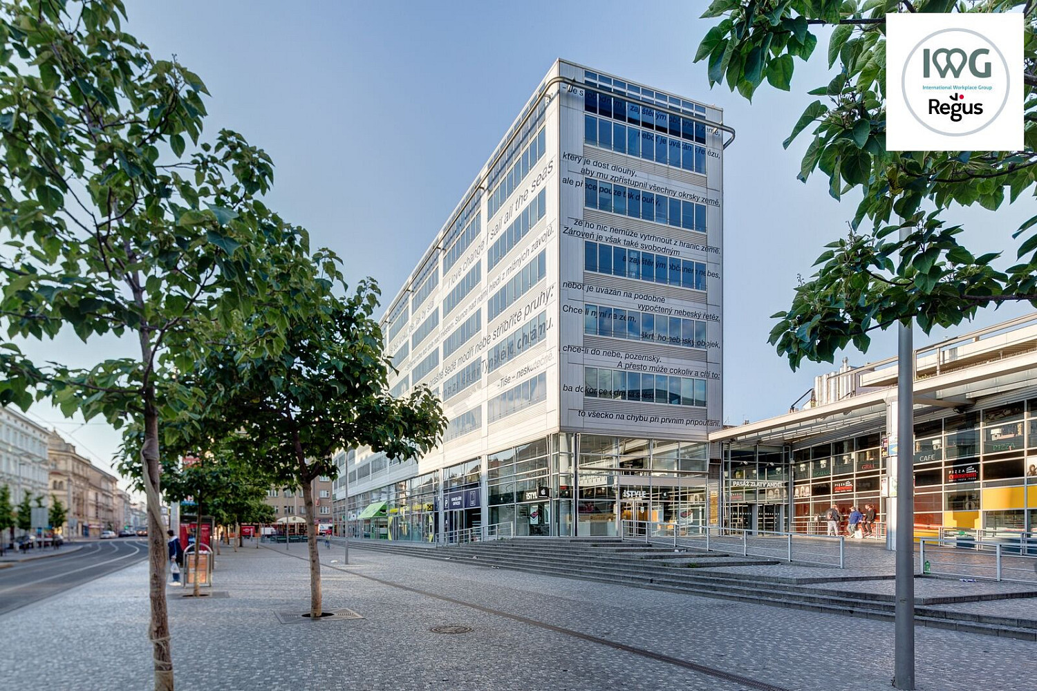 Pronájem kanceláře 10 m² — photo 2