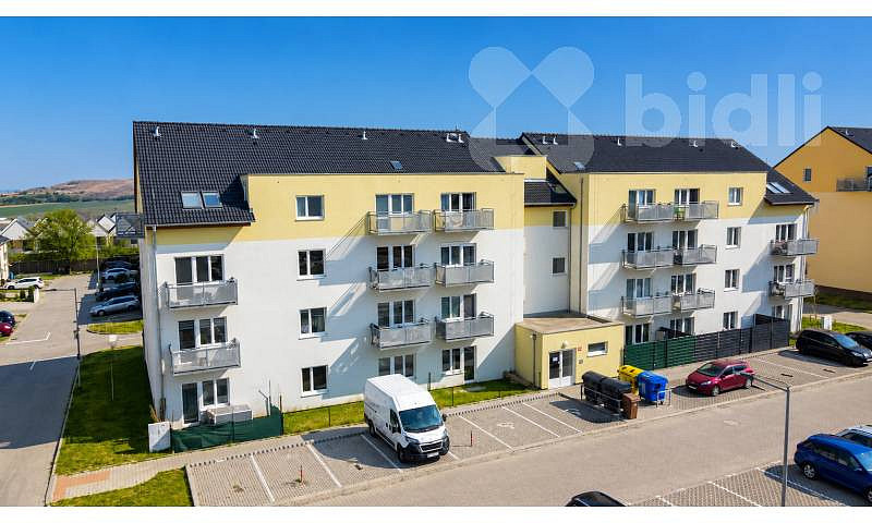 Pronájem bytu 2+kk 52 m², Chýně