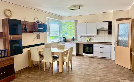Pronájem bytu 4+kk 99 m²
