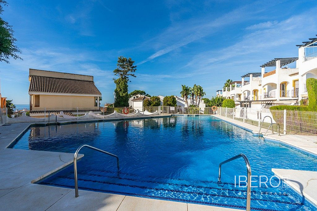 Prodej domu 165 m² s pozemkem 165 m², Costabella