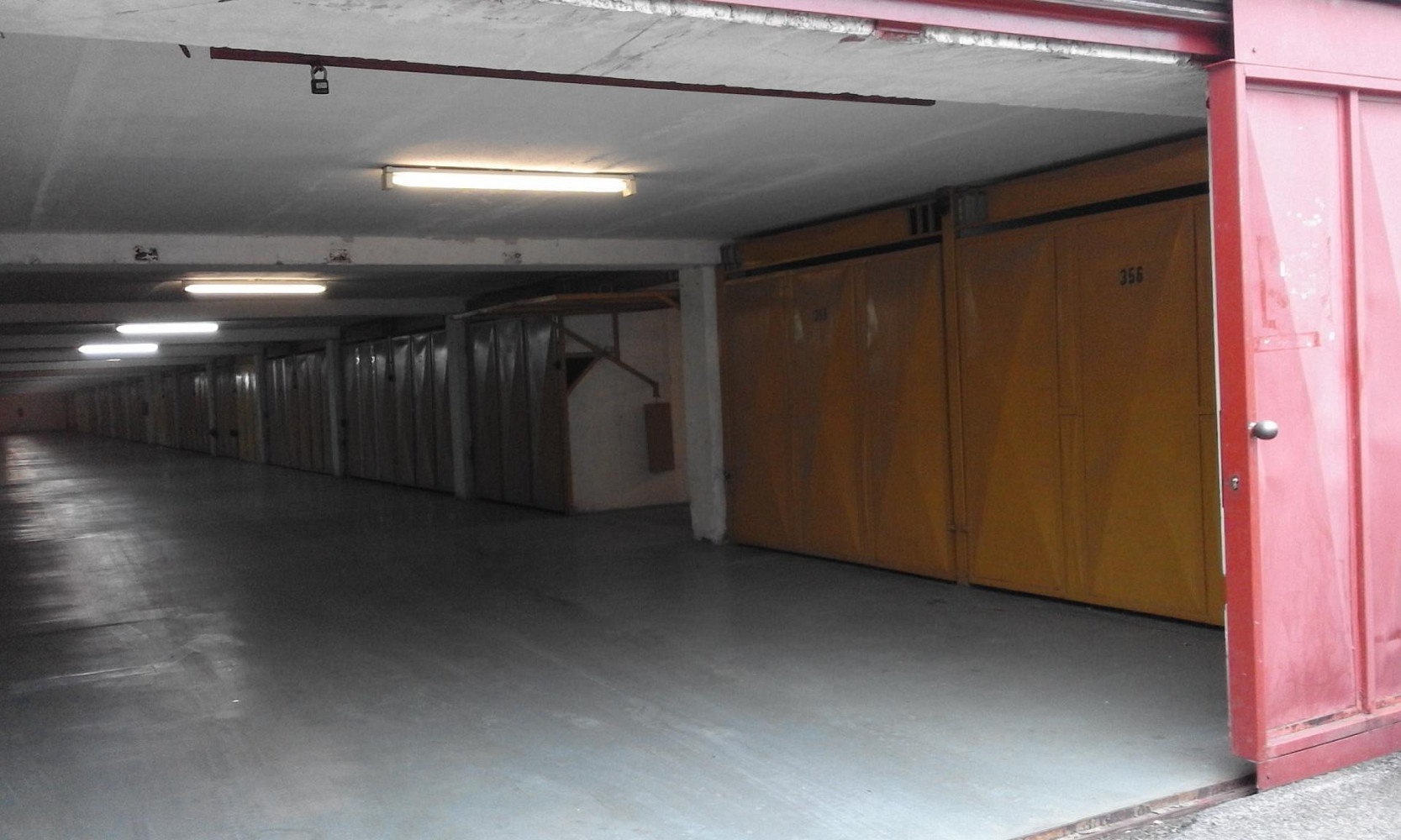 Pronájem samostatné garáže 18 m², ul. Navigátorů, Praha - Liboc – pohled 2