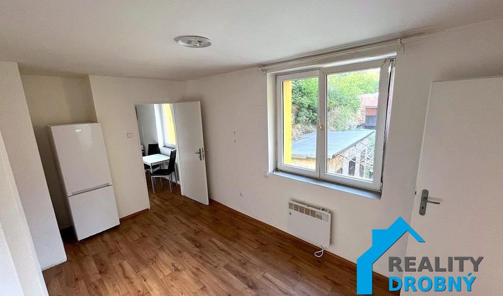 Prodej nájemního domu, činžáku 290 m², Mimoň – náhled fotky 17