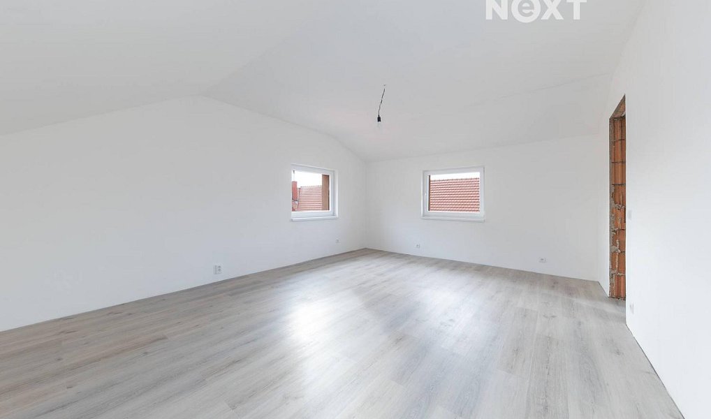 Prodej domu 255 m² s pozemkem 1 620 m², Šumice – náhled fotky 25