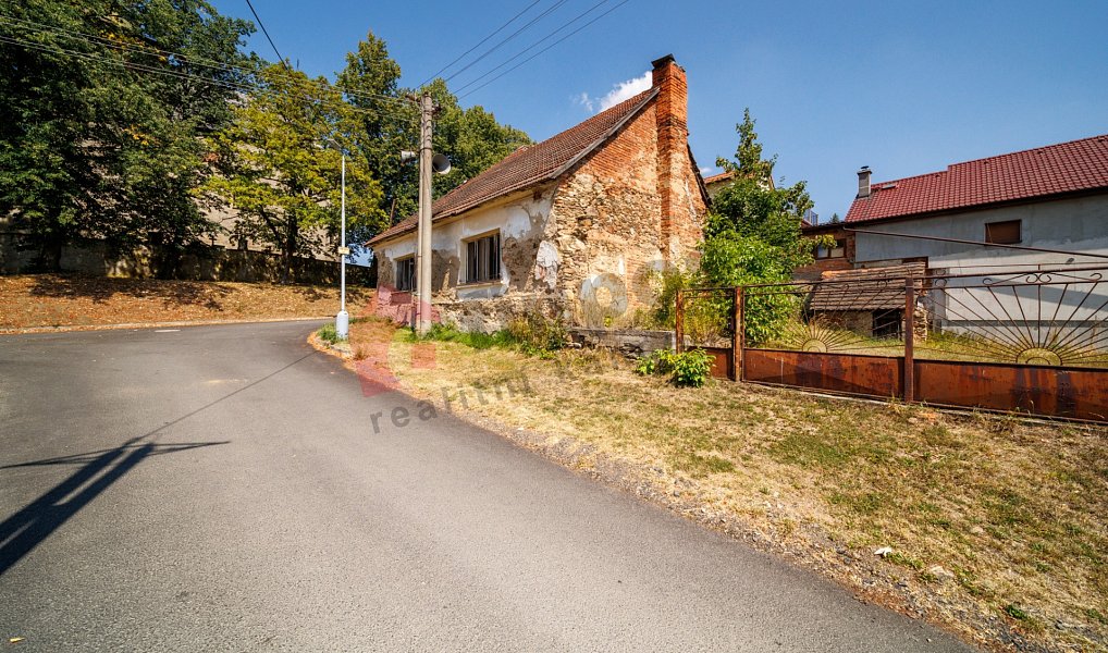 Prodej domu 85 m² s pozemkem 730 m², Pravonín – fotka 1 z 27