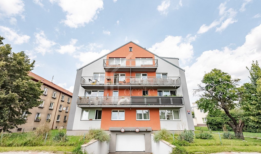 Pronájem bytu 1+kk 37 m², Praha – náhled fotky 2