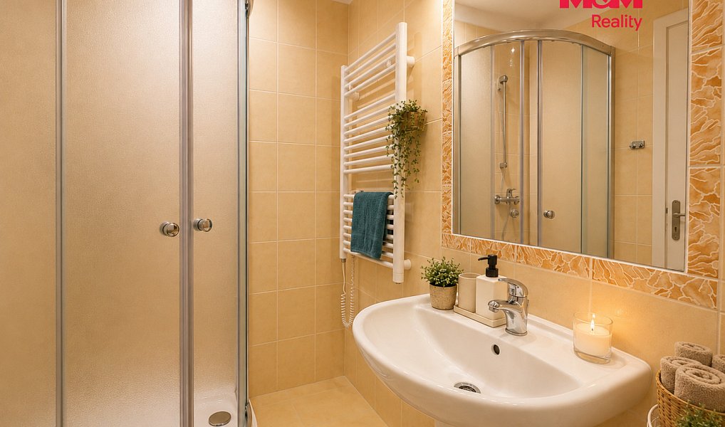 Prodej ubytovacího objektu 272 m², Nová Pec – náhled fotky 13