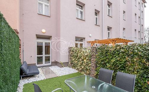 Pronájem bytu 1+kk 45 m², Pod Labuťkou, Praha 8 - Libeň