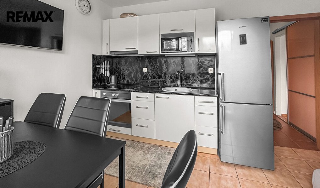Prodej bytu 1+1 40 m², Slapy – náhled fotky 8