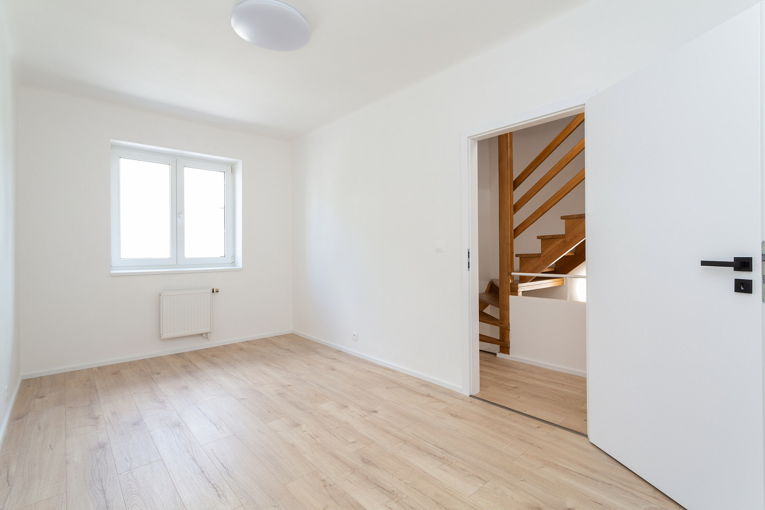 Prodej domu 150 m² s pozemkem 143 m² — photo 2