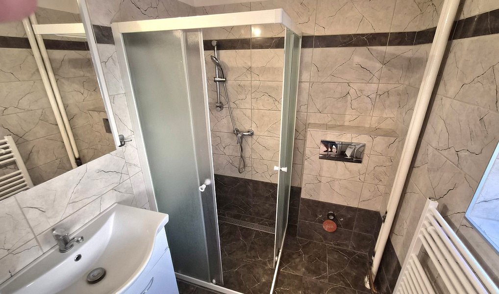Prodej domu 420 m² s pozemkem 305 m², Beroun – náhled fotky 9