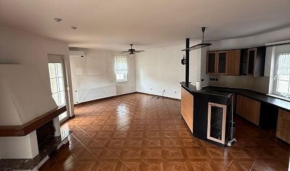 Pronájem domu 145 m² s pozemkem 1 049 m², Nehvizdy – náhled fotky 2