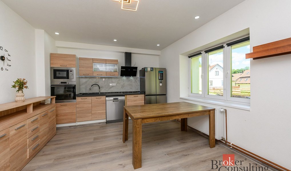 Prodej domu 132 m² s pozemkem 371 m², Žihle – náhled fotky 8