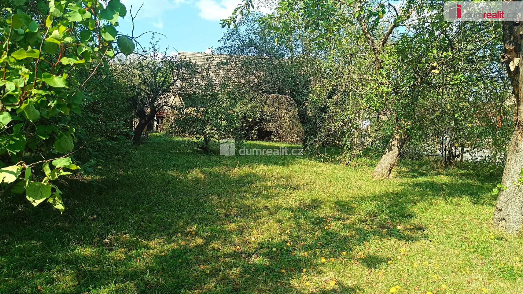 Prodej stavebního pozemku 759 m² — photo 2