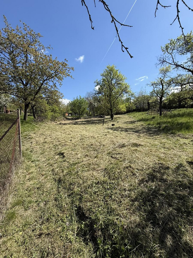 Prodej zahrady 539 m² – další