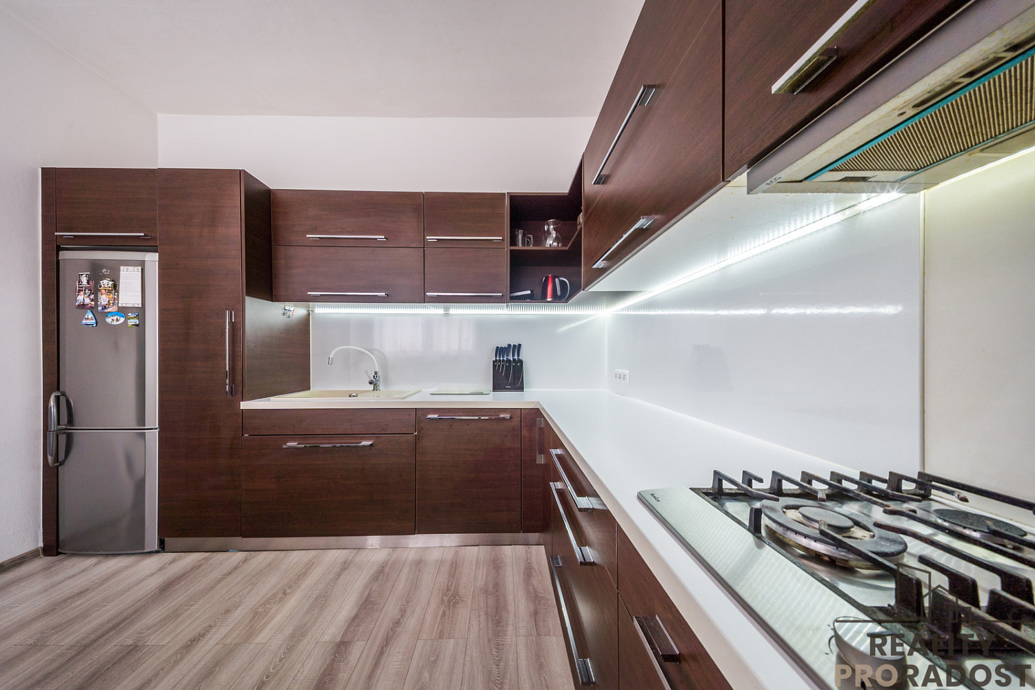 Prodej domu 242 m² s pozemkem 430 m² – fotografie 3