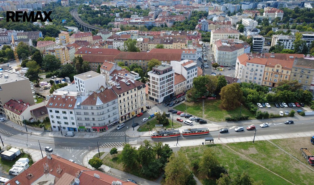 Pronájem bytu 2+kk 48 m², Praha – náhled fotky 17