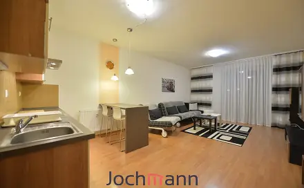 Pronájem bytu 1+kk 43 m², tř. 28. října, České Budějovice - České Budějovice 3