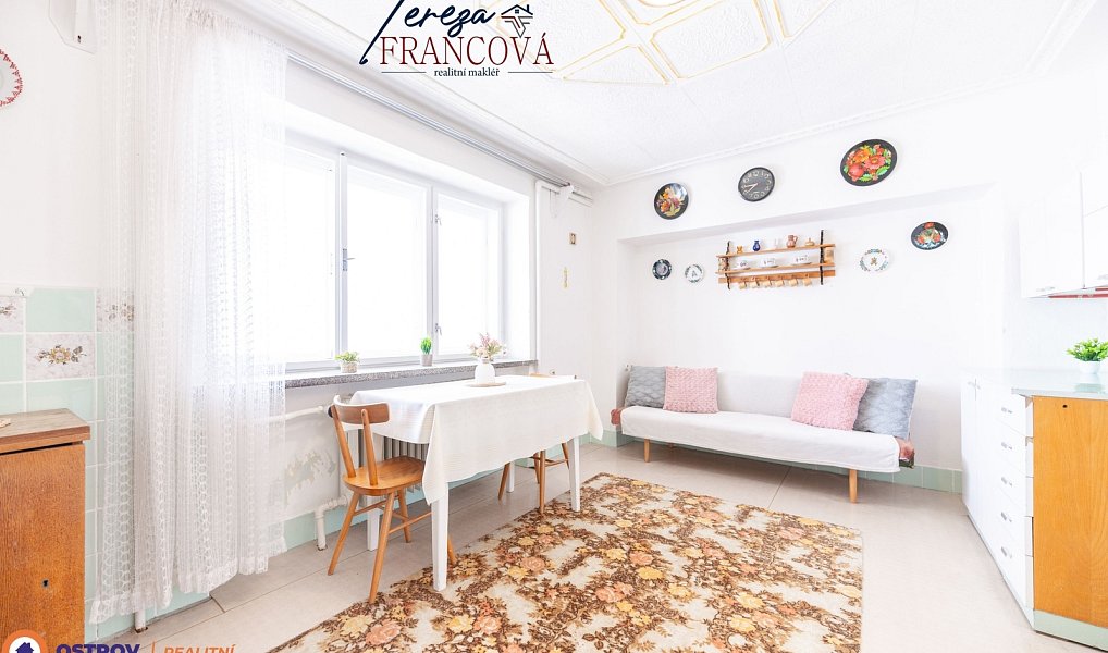 Prodej domu 222 m² s pozemkem 1 711 m², Šternberk – náhled fotky 20