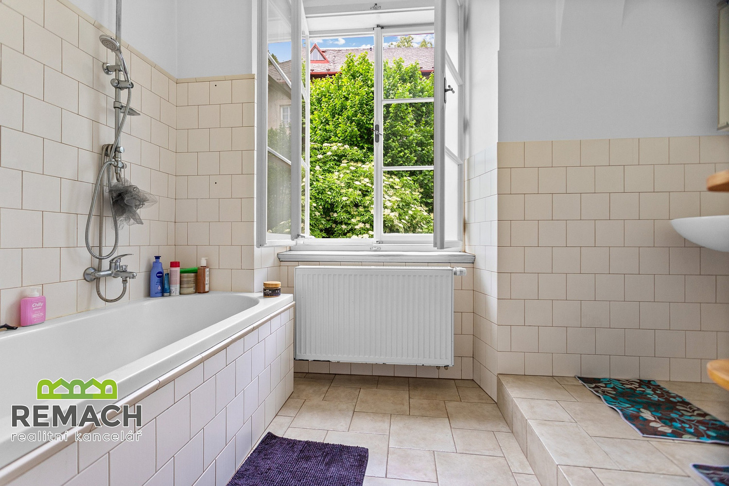 Prodej bytu 2+1 70 m² – fotografie 3