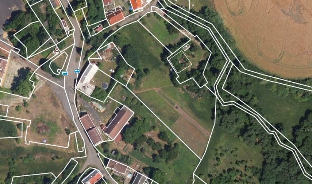 Prodej stavebního pozemku 1 200 m², Valeč – náhled fotky 6