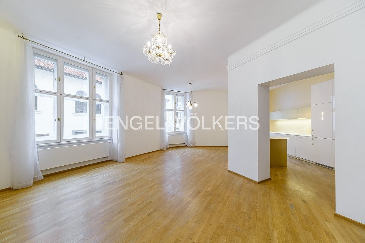Pronájem bytu 3+kk 137 m²