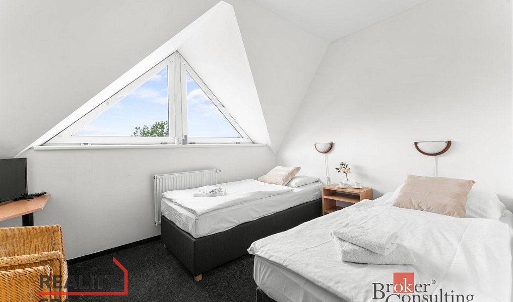 Prodej komerčního objektu (jiného typu) 2 619 m², Říčany – náhled fotky 25