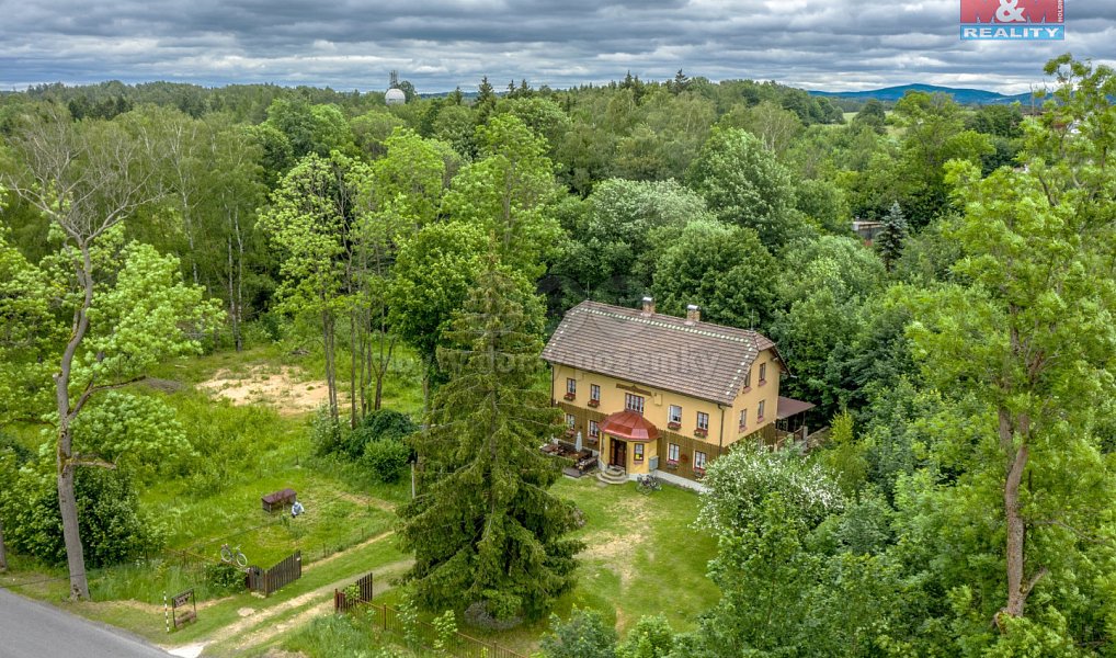 Prodej ubytovacího objektu 280 m², Krásná Lípa – náhled fotky 2